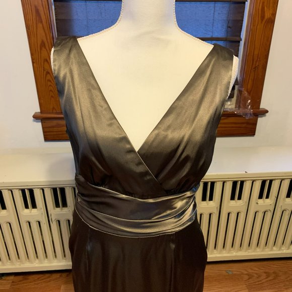 Beautiful Eliza J Olive Green Sleeveless Dress - Picture 2 of 5